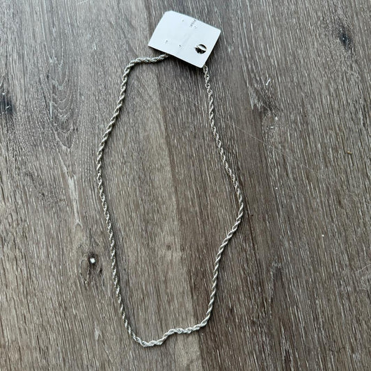 Men’s necklace